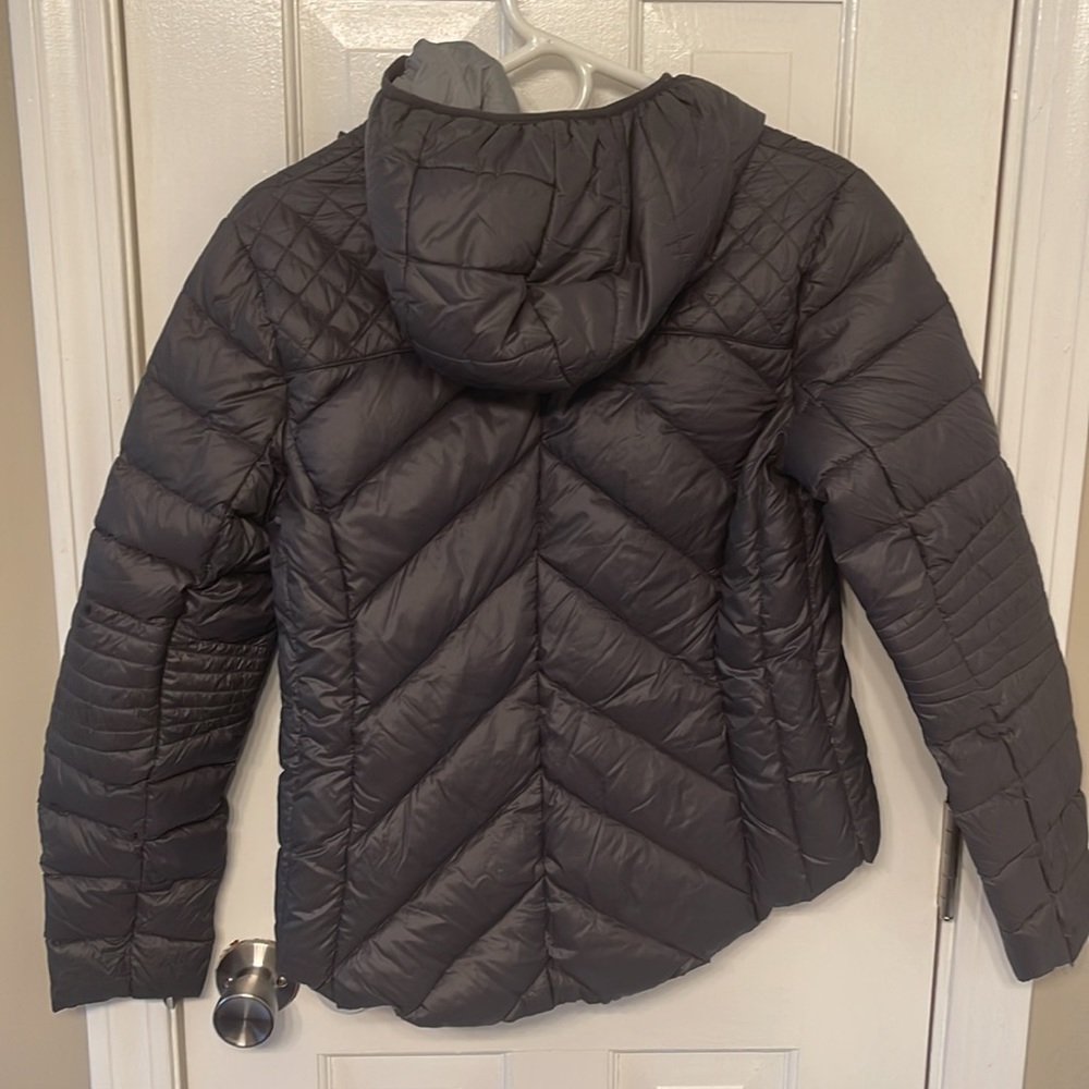 Bcbgeneration Packable Puffer Jacket In Size M - image 4